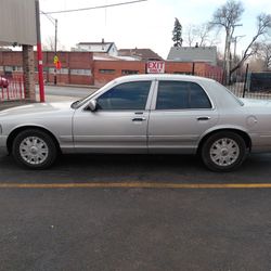2005 Mercury Grand Marquis 