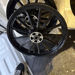 Harley Dyna Mags
