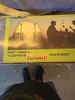 Kamp Industries Camping lantern stand in Box