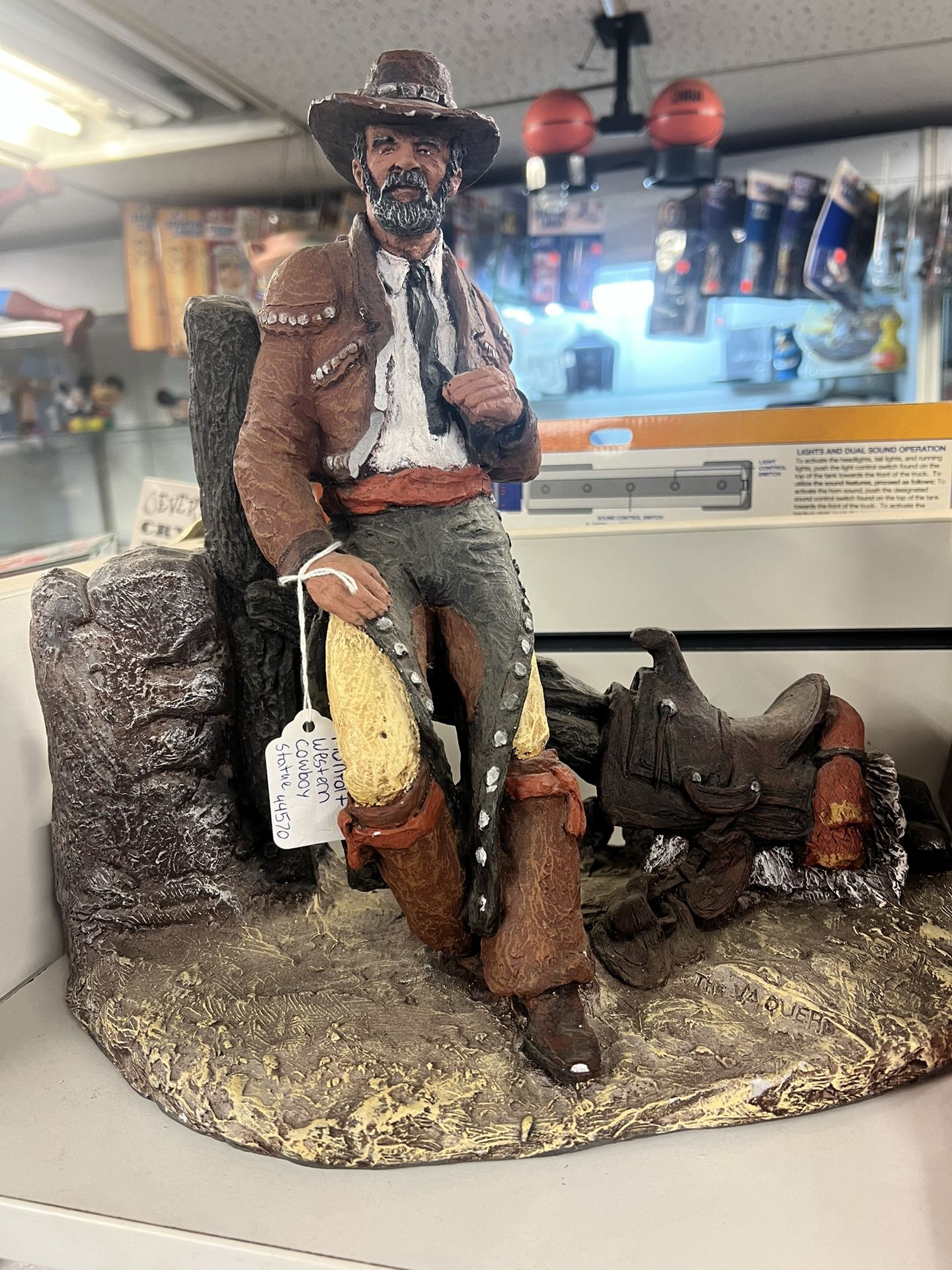 Montfort Western Cowboy statue pick up only