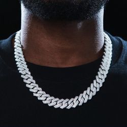 Fully Iced Out 19mm Cuban Link 