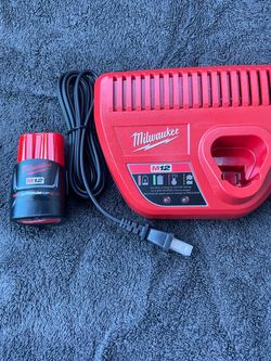 Milwaukee M12 REDLITHIUM 2.0 Battery + Charger New