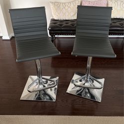 2 Faux Leather Bar Stools 