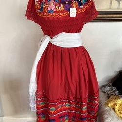 Virgen- Ponchos, Gavanes, Vestidos 