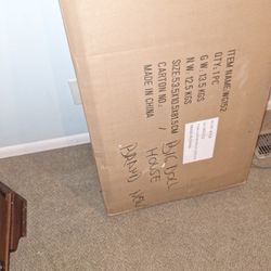 New Doll House. Needs Assembly