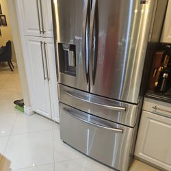 Samsung 4 Door Refgerator 2022