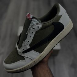 Jordan 1 Low OG SP ‘Travis Scott Medium Olive’