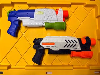 2 Nerf ScatterBlast Super Soakers Bundle