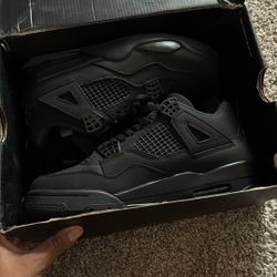 Air Jordan 4 Black Cats Never Worn