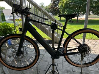 Trek FX+ 1S E-Bike – Large – Only 726 Miles