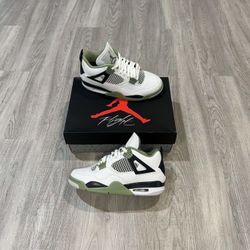 Jordan 4 Retro Seafoam Men 8.5 ( Women 10) New
