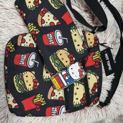 Lounge Fly Hello Kitty Crossbody And Make Up Bag