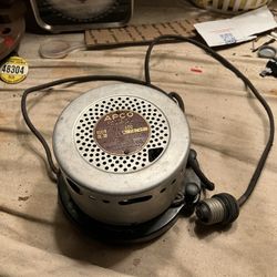 Vintage Antique 6 V Car Auto Battery Charger  Six Volt Chrome Top 