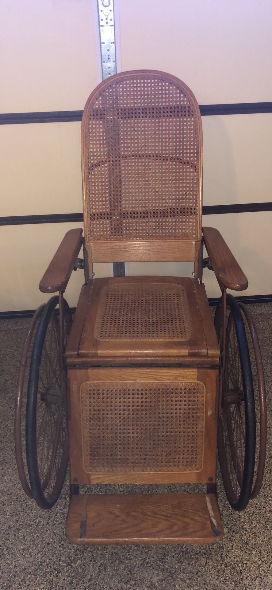 Vintage wooden wheelchair came back potty seat