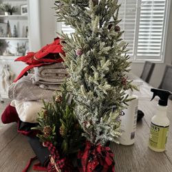 Black And Red Checkered Christmas Decor 