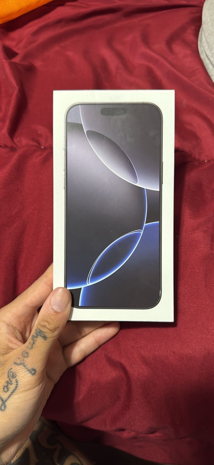iPhone 16 Pro Max (256 Gb)