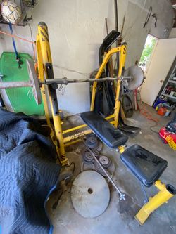 Cap adjustable weight bench press and squat rack combo