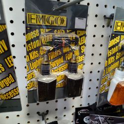 Motorcycle turn signal brand new set of two $25