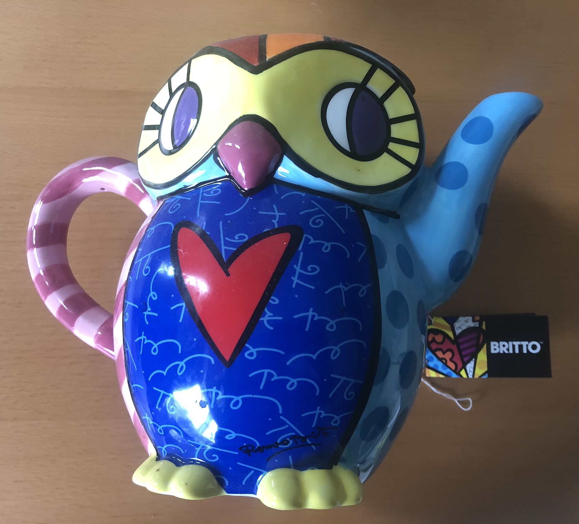 Romero Britto Large Teapot: Owl for Sale in Woolwich Township, NJ