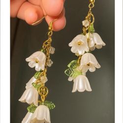 Handmade White Flower Earrings