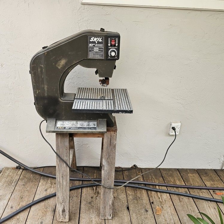 Skil 10" Band Saw W/ Custom Bench
