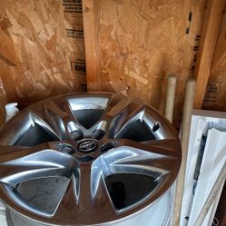 (1) Oem Toyota Highlander 2016/2019 /19”/5x114. Mm 