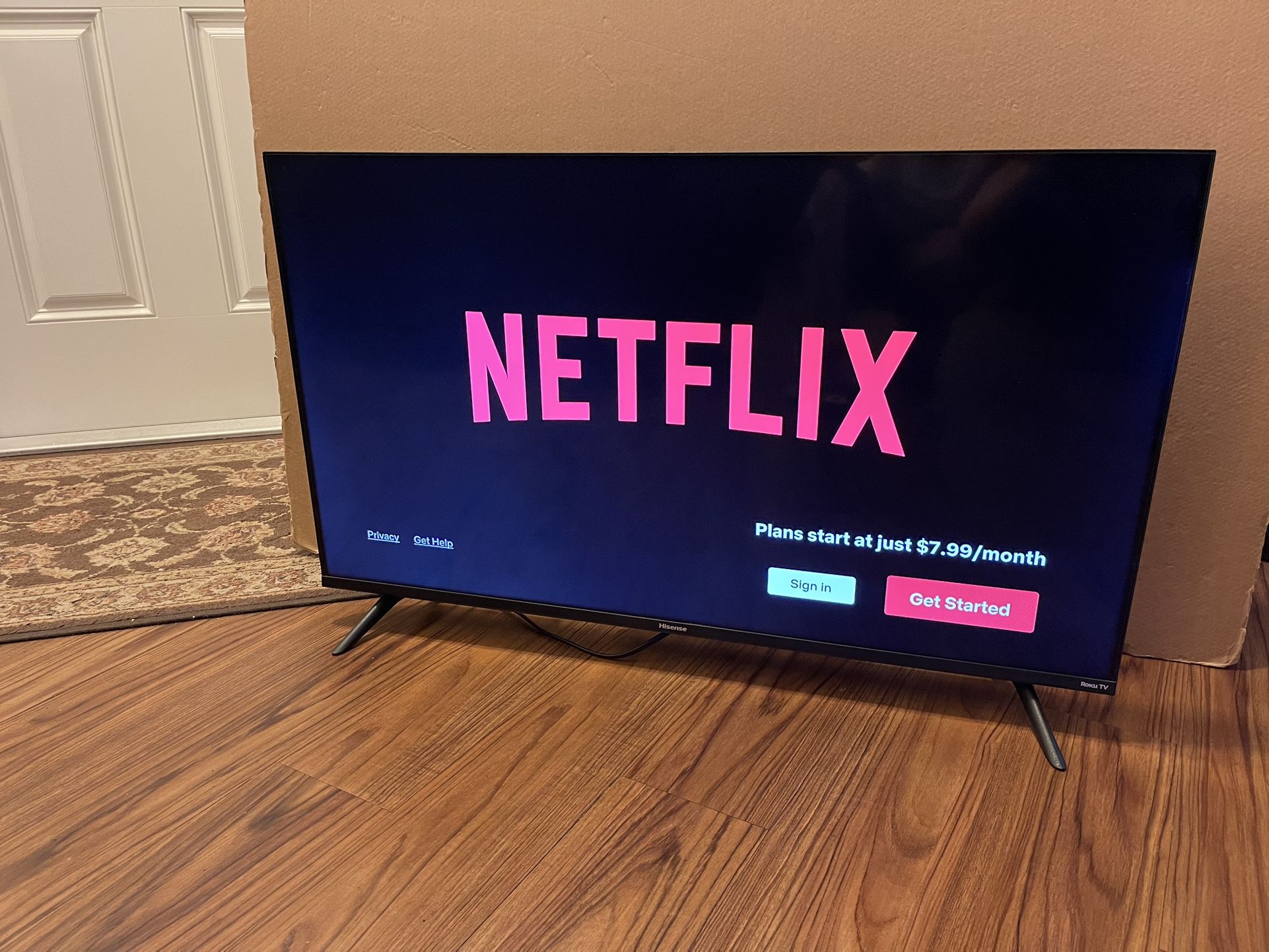 Hisense 40” Roku Smart TV With New Remote Control Included. $90 Firm On Price
