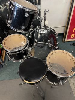 4 Piece Pacific Drum Set