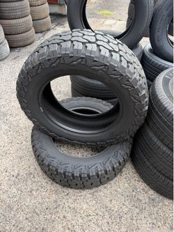 2 llantas 275/60/20 90% de vida