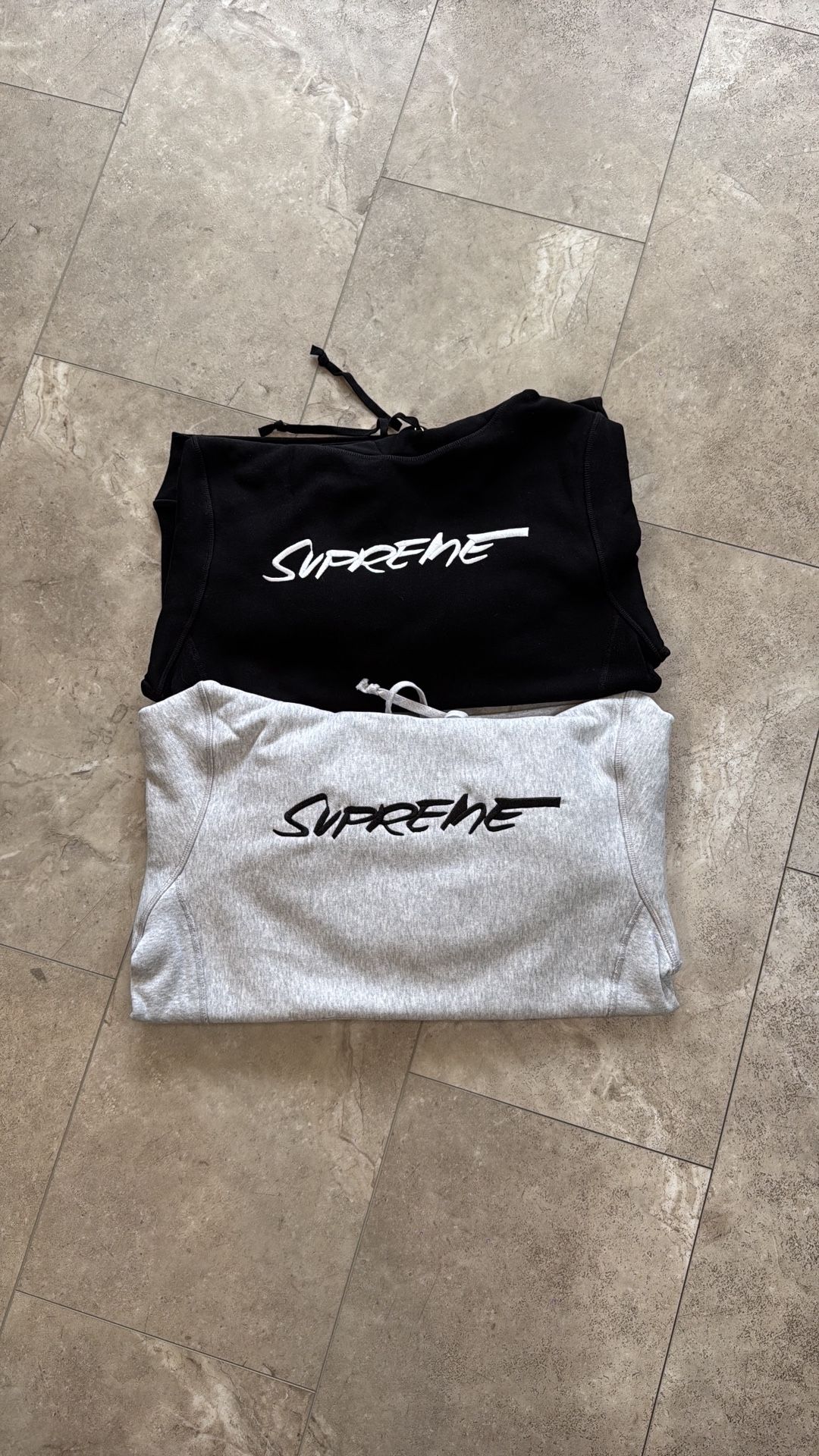 Supreme Hoodie