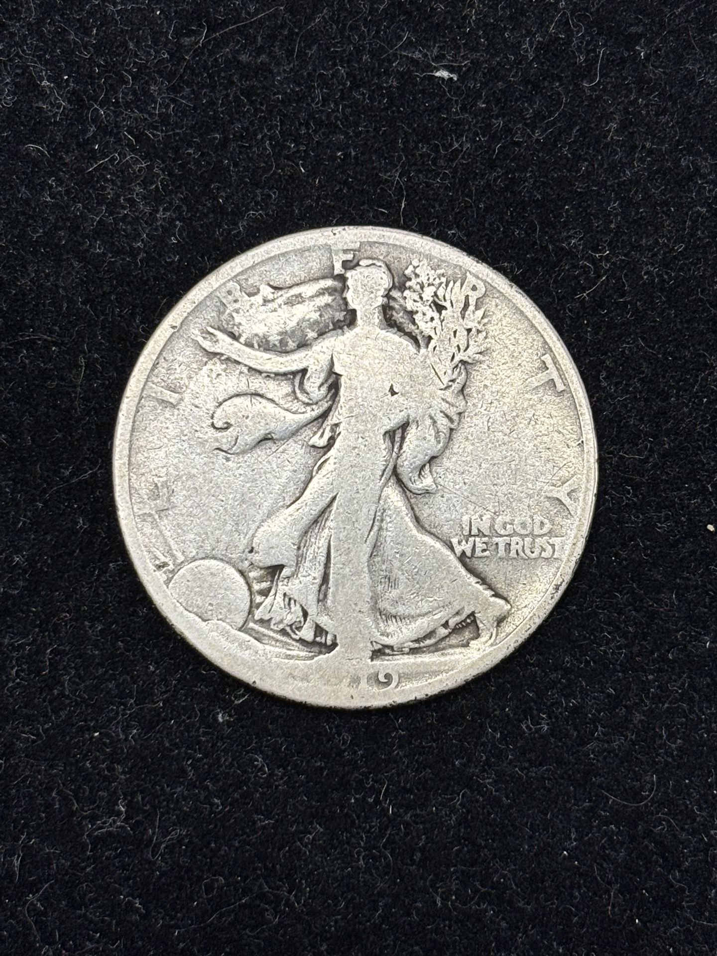 1919 Walking Liberty Half Dollar -- NICE KEY DATE COIN!