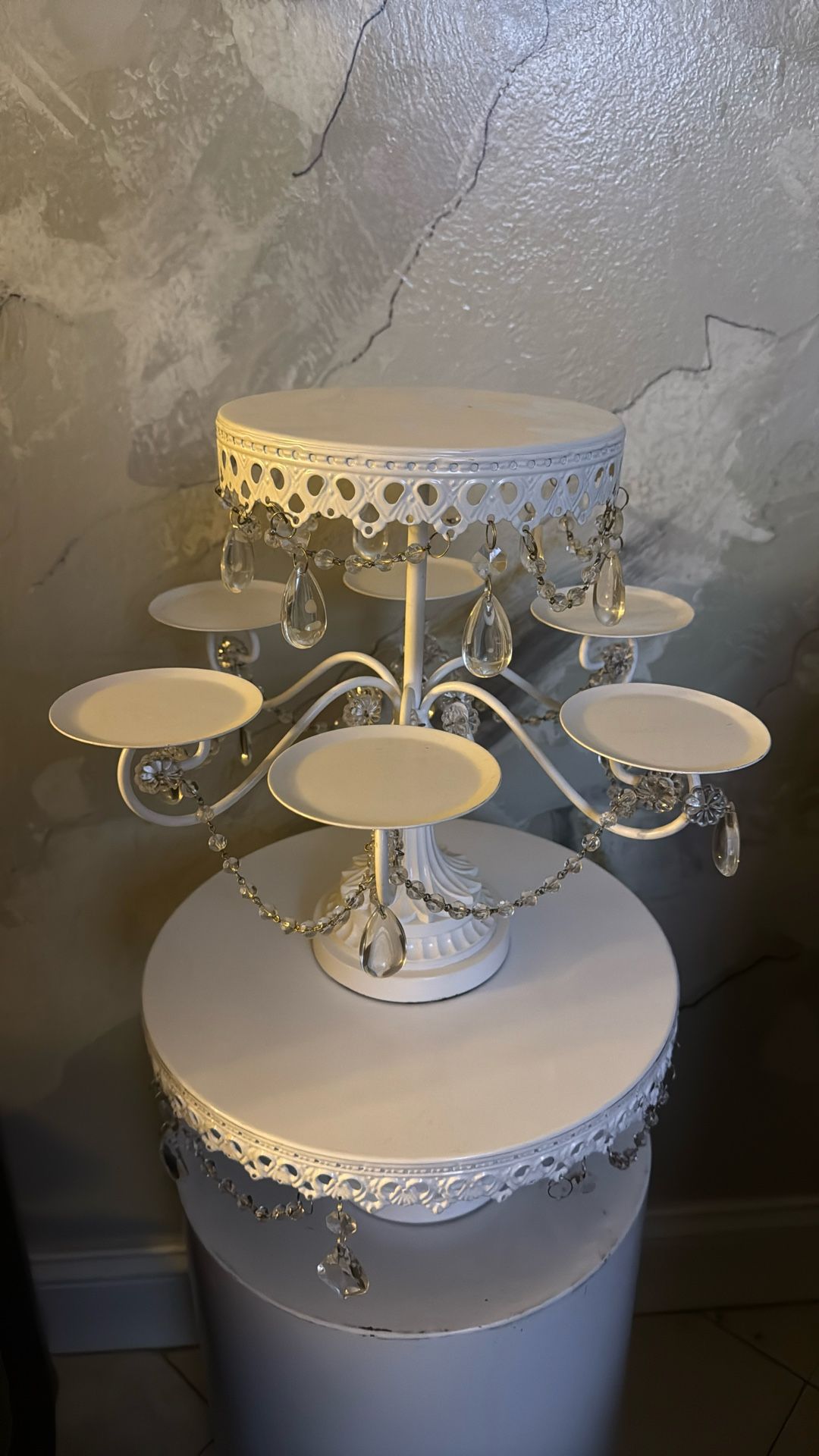 Cake & cupcake stand