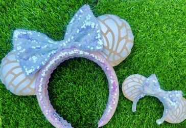 Minnie Mouse Ears  Conchitas 