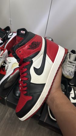 Bred toe 1s sz 10 Og box
