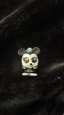 Limited edition Minnie Mouse