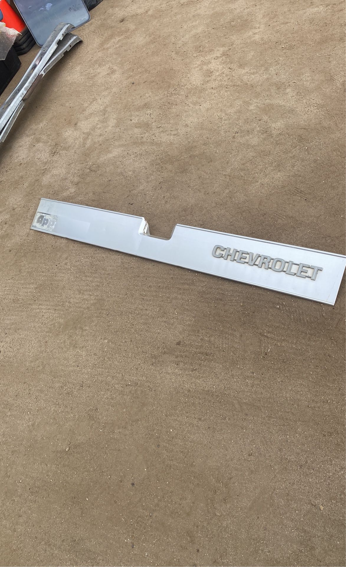 73-87 Chevy square body c10 tailgate insert trim
