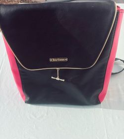 Juicy Couture Expandable Vegan Leather Backpack Purse With Gold Chain