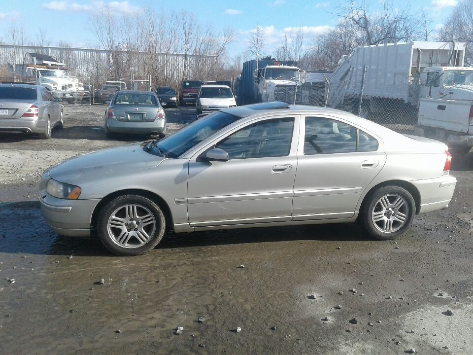 2005 Volvo S60