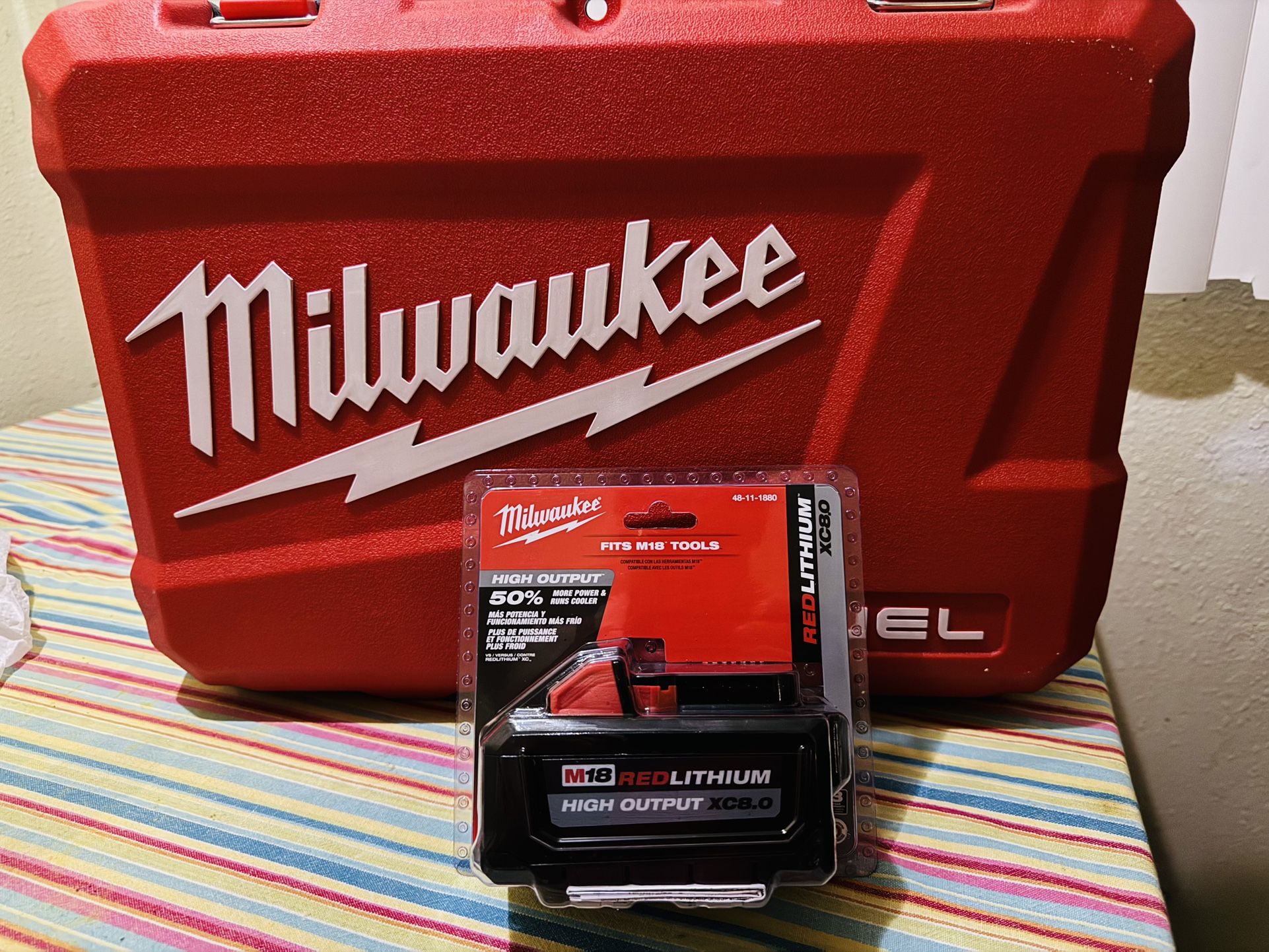 Milwaukee M18 Lithium HIGH OUTPUT XC 8.0 Ah Battery