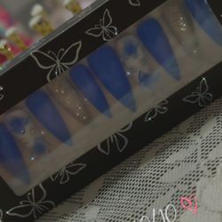 Press On Nails 