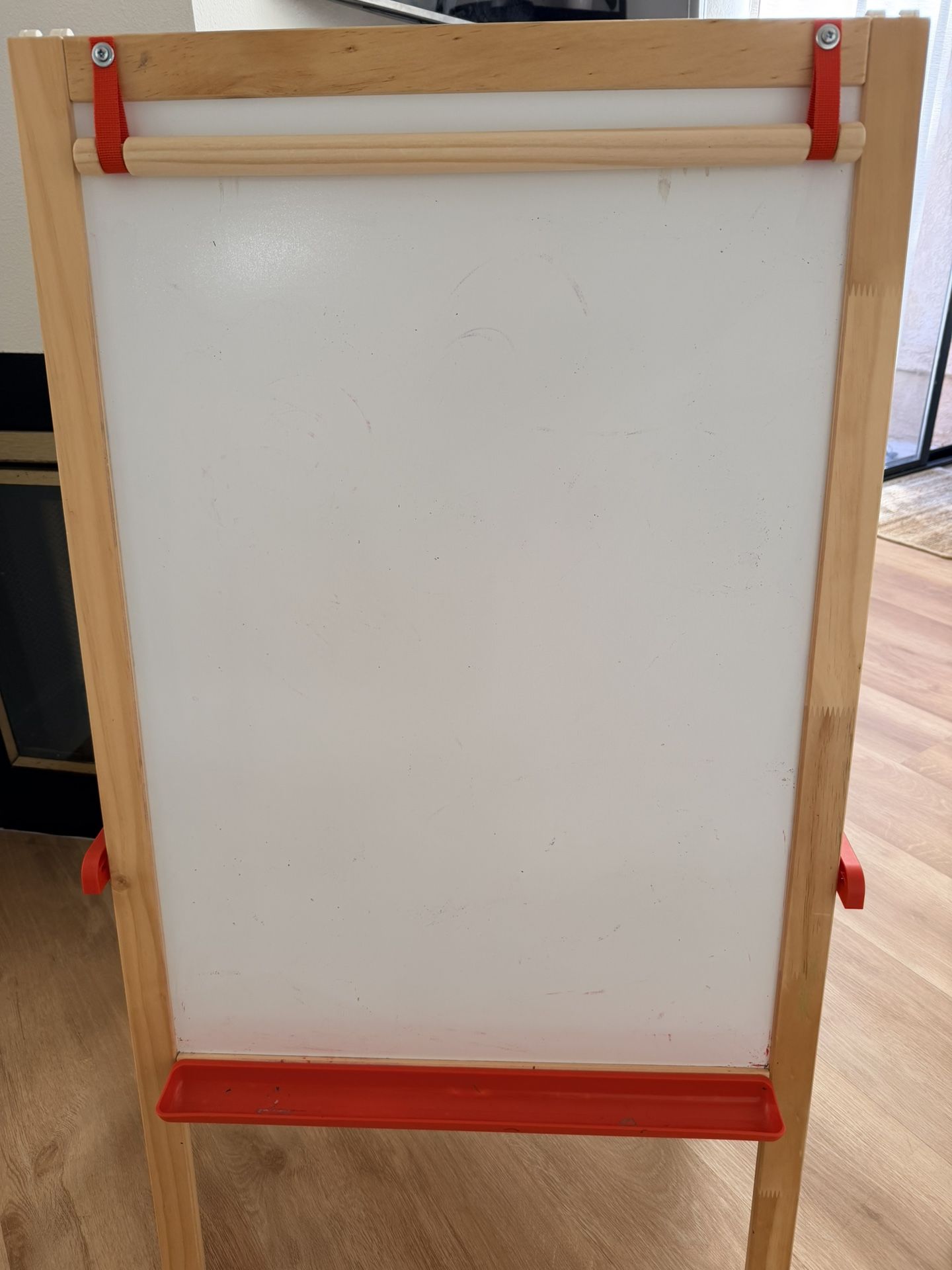 Easel For Kids