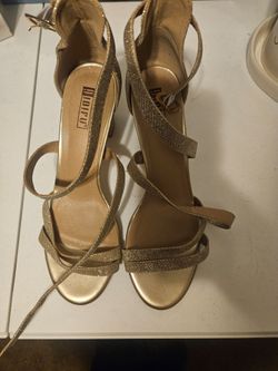 gold heels size 9