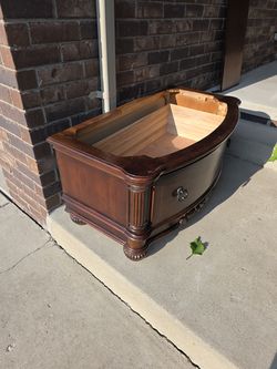 Armoire - free