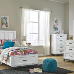 Brynburg - Panel Bed Set