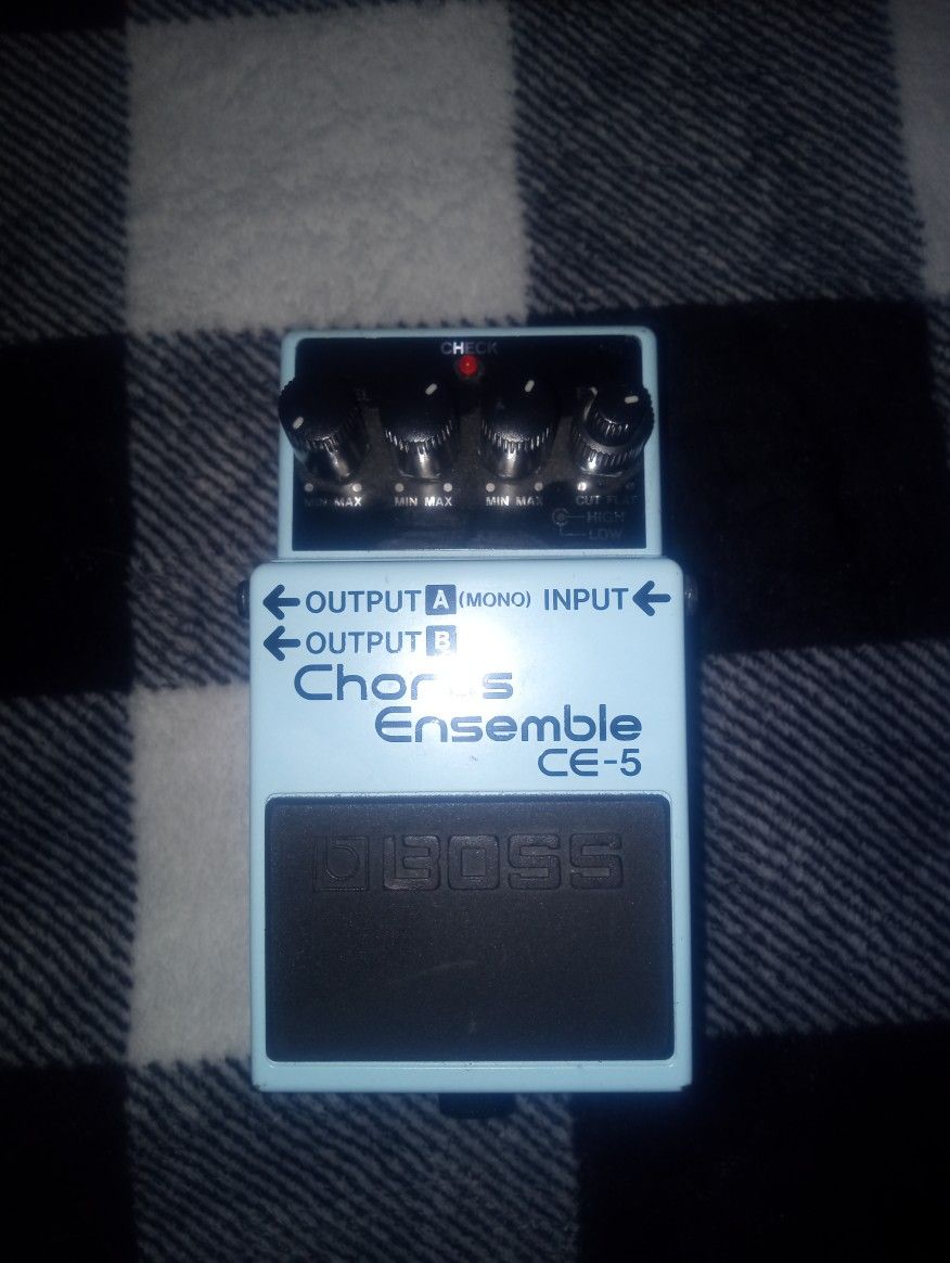 Used Out Of Box BOSS CE-5 Chorus Ensemble Pedal
