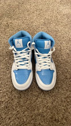 Air Jordan mid white and blue size 7.5 men’s