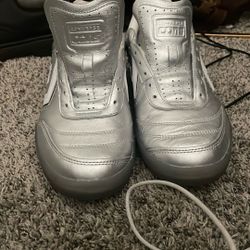 silver converse size 12