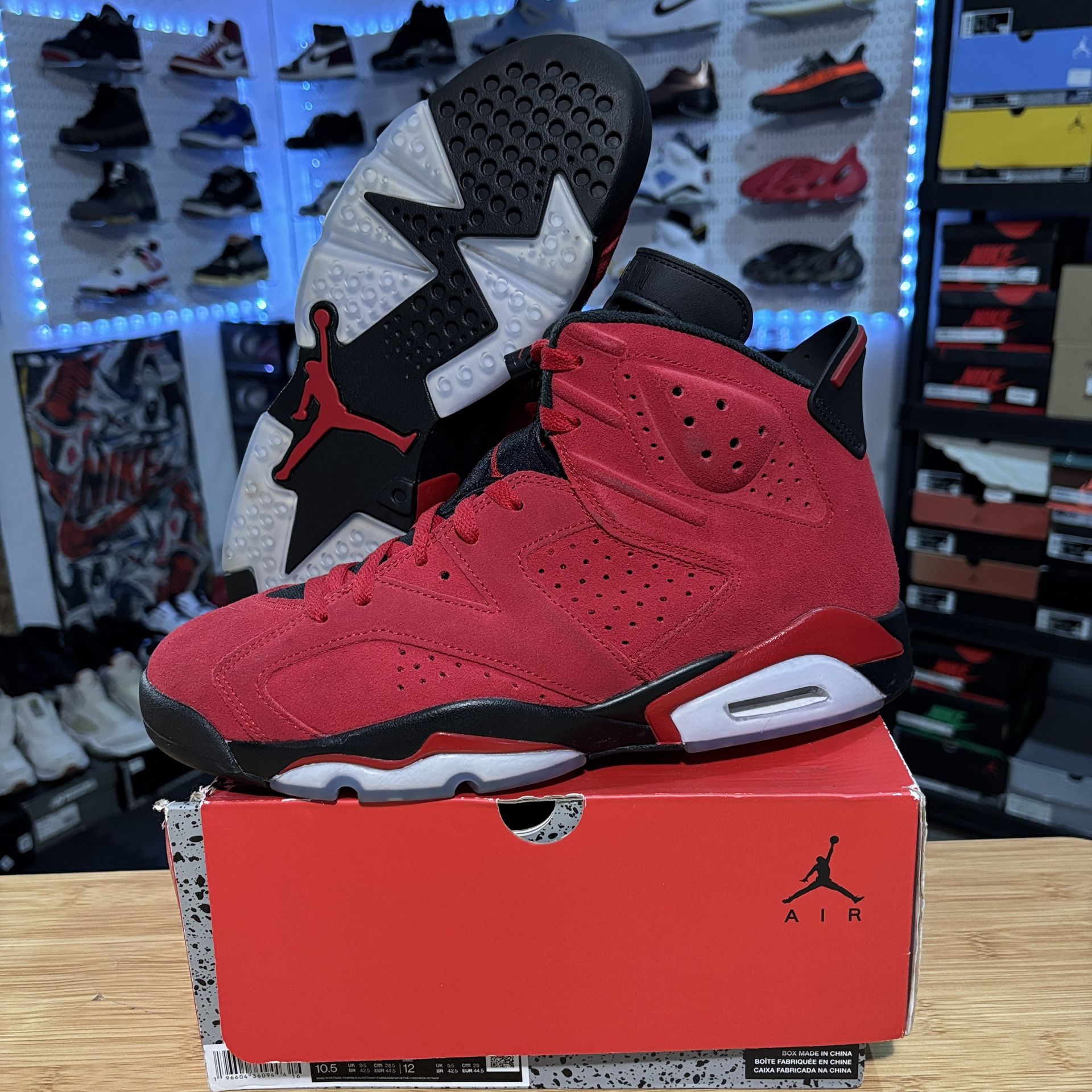 AIR JORDAN 6 RETRO “TORO” SIZE 10.5