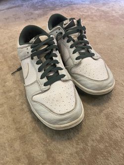 Nike Dunks Men’s 9.5