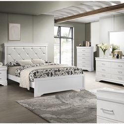 4- Pc Bedroom set Dresser,Mirror  Nightstand (1) Queen size bed frame  Not including Mattress and Box Sp